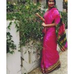 Archana Jois Instagram - ಗುಲಾಬಿ 🌹 . . #weekend #pink #saree #rosy #traditional #desi #vintage
