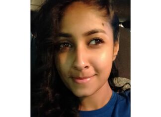 Archana Jois Instagram - Spamming because my skin is amazingly beautifully glowing ! ✨✨✨ #noedit #nofilter #nomakeup #spam #random #selfie #timepass #flawlessskin
