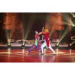Archana Jois Instagram - Rani chennamma this time! Also I just watched #kesari the Josh is absolutely high! And Teju, without your help this performance wouldn't have been possible. Can't thank you enough @tejuuuuuuuu Watch takadhimita today @ 8pm in colours Kannada. #colourskannada #takadhimita #ranichennamma #kittur #prideofkarnataka #kalaripayattu ಕಪ್ಪ ಬೇಕೆ, ಕಪ್ಪ?!? 😈