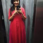 Archana Jois Instagram - Why do you think I use elevators? Hahaha I'm not lazy to climb the stairs. #elevator #lift #stairs #selfie #lazyass #weekendpost #sunday #nofilter #smile #pose #click #longhairdays #lastminutedressup #redmi