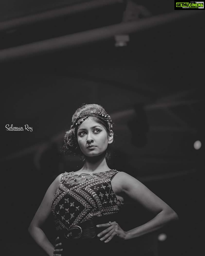 Archana Jois Instagram - Im no model, no fashionista, I don't know a-b-c of fashion industry. But this was an opportunity for me to explore myself. I was hesitant. It required alot of mental preparation because ramp walk isn't my cup of tea. I was conscious about the costume, my height, the wedges, the walk and the attitude. Thanks to the choreographer who got me out of the cucoon, because he said I got the looks and I can pull it off!. Oh maybe yes.. π When you try something thats totally new to you, fear is bit natural. But when one has the zeal to try it, a little bit of push is all that's required to succeed. We come across many such situations in life, we aren't sure whether to face it or run away from it. Never be afraid of failures. Learn, experiment, fail again and again it's OKAY. Let's try not to tear each other down to pieces instead say a few good words and help them build confidence.. Remember karma spares no-one π #model #fashionista #opportunity #explore #hesitant #rampwalk #conscious #costume #height #wedges #walk #attitude #fearisnatural #comeoutofthecucoon #zeal #success #learn #experiment #fail #buildconfidence #positivityonly #karma #karmasparesnoone #2016stories #thursdaythoughts