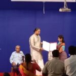 Archana Jois Instagram - Now officially "Master of fine arts - Bharathanatyam". 😊 Truly blessed to have studied under the guidance of guru Dr. Padma subrahmanyam and ever greatful to all the teachers at nrithyodaya. I wouldn't have taken this step without the encouragement of my parents, My gratitude to dear Aruna akka and my husband, without whom I couldn't have completed my dissertation. Thank you for all your help! #blessed #bharathanatyam #padmasubrahmanyam #sastrauniversity #graduated @_gayatrikannan_ @shreyasudupa @arunamahendarkar