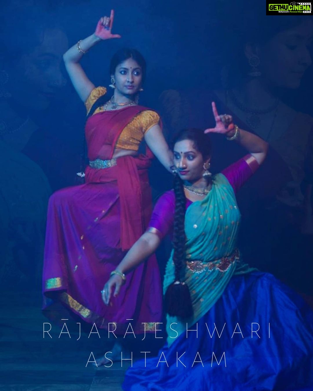 Archana Jois Instagram - Pc : @sharatharyan @vaaunposappa @cosmic_laughter #collaboration #bharatanatyam #classicaldance #dancevideo #performingarts #onlineplatform #explore #indiandance #dancer #rajarajeshwari #ashtakam #archanajois @whenghungroospeaks