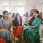 Archana Jois Instagram - What is life without sisters and what is this bond without sharing each other's clothes! @jois_vaishnavi and @sridevijayanth - she would complain for not calling her akka ❤😊 #sisters #sibblings #cousin #mylilmonster #lilsister #sisterbonding #clothesexchange