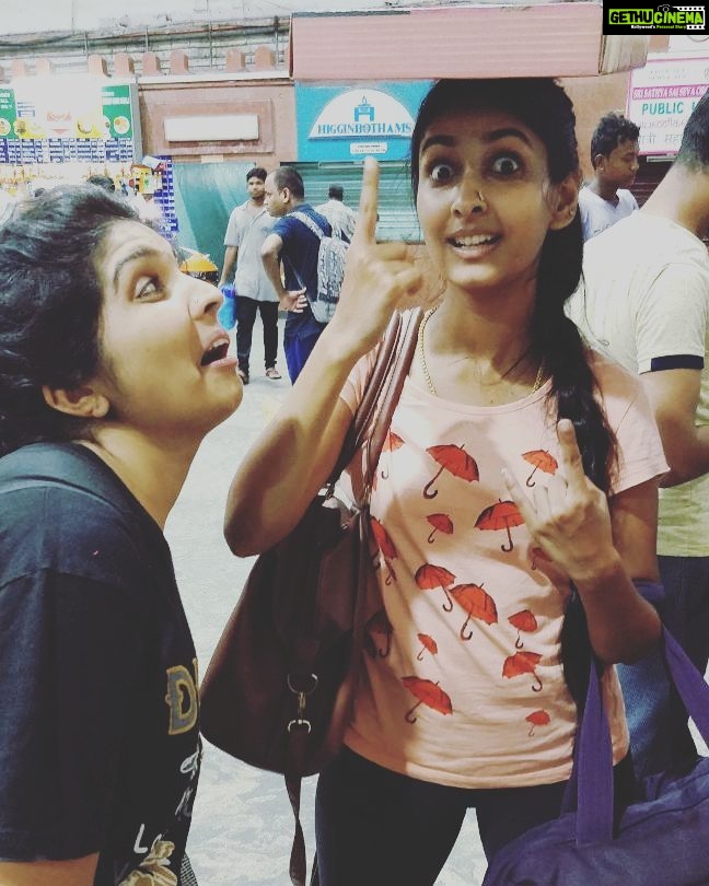 Archana Jois Instagram - This picture dedicated only to, @anjanarsarma da... What are you doing da,, 😂😂 #chennaidiaries #dancers #sastrasession #weightlifting Pc @shubha_konamme