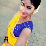 Archana Jois Instagram - Missed this so much! 💜 #durga #deckedup #traditional #attire #sareelove #selfie #b612 Kunigal