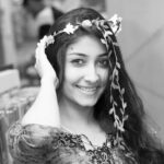 Archana Jois Instagram - So how to kill all your enemies?? Hahaha just smile !! 😋😎😀😀 #black #white #blackisbeautiful #photography #sharanphotography #instabeauty #instapic #instacolors #instalove Pc : @sharanestone