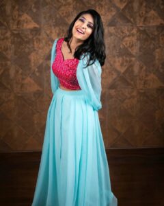 Archana Jois Instagram - 💄 @nishismakeover 
📸 @charliee_studio_
💍 @beadedtreasuresjewelry 
👗 @anargya_couture
