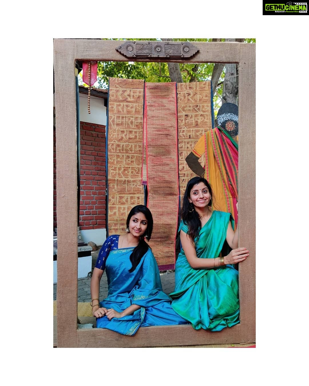 Archana Jois Instagram - Natya kala conference, Day 2. Theme - depths of jal #nkc #nkc2019 #nirikshana #jal #water #blue #5elements #dance #art #learn #pose #click #chennai #margazhi #december #nomakeup #nofilters #intheframe #framed Krishna Gana Sabha