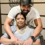 Arun Vijay Instagram - #Amma!!❤️ You brought me to this world, taught me life and motivated me to live my dreams. You showered me with unconditional love each and everyday which cannot be matched.. all I can do is love you more and thank God for being your son.. Love you Amma!! ❤️🤗😘 #happymothersday #LivingGod