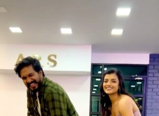 Ashna Zaveri Instagram - Grooving to this 💃🥰 @themugenrao @tr.bala @vonimusic @vrmanikandaraman @ashoksekar4 @choreographer_sridhar @nixen_official #trendingreels #reelsinstagram #instagood #happy #reels #othathamarai #funnyvideos #instatraveling #instatrending #tamil #tamilsongs #instadaily #dancer #dancers #instagood #album #trend