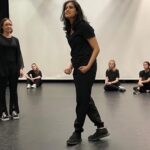 Ashwathy Warrier Instagram - It was such an amazing experience to learn musical theatre basics at London @city_academy_mt and to be able to put up a showcase after just 7days of training. It was always a childhood dream to combine music, dance and acting and to be able to perform them together. This was one such time I got to do that and I Absolutely loved it ❤️❤️❤️ #musicaltheatre #musical #acting #music #singing #dancing #stage #theatre #play #film #london #chennai #actor #musical #newpost #experience #learning #classicalmusic #cityacademyuk #ashwathy #ashwathywarrier #ashwathyravikumar #singer #model #indianactor #londonactor London, United Kingdom