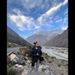 Asmita Sood Instagram – Another day in paradise 🦋 #jispa #himachalpradesh #daytrip #kullu #lahaul #getoffgrid Jispa, Himachal Pradesh, India