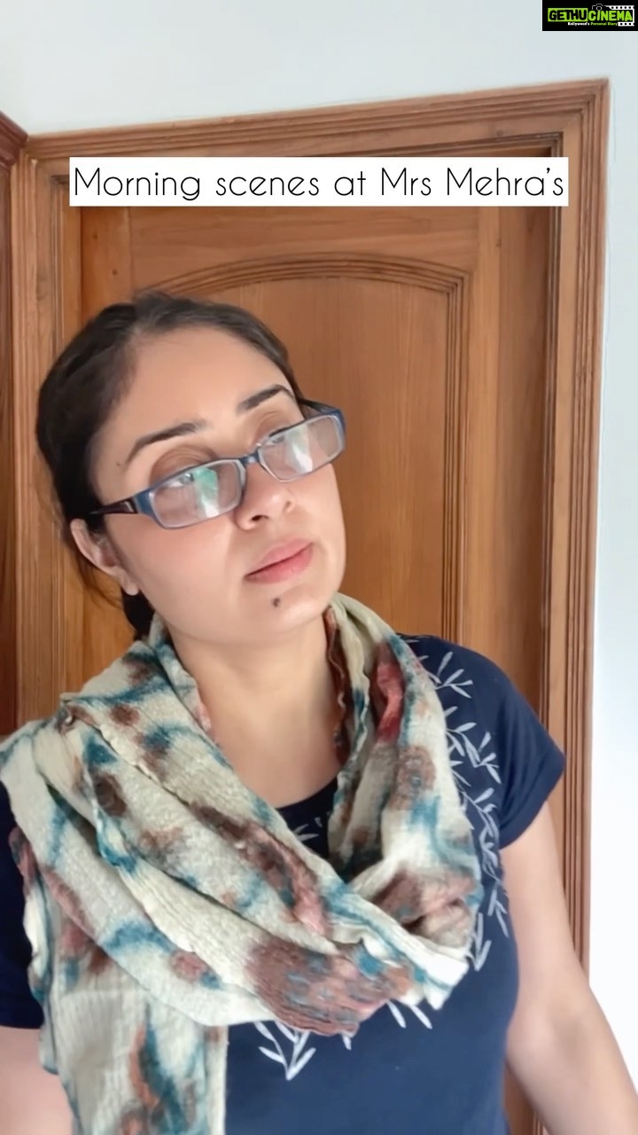 Bhanushree Mehra Instagram - Daily scenes at Mehra’s 😂🤣 . . . . . . #punjabifamily #dailyroutine #mrsmehra #funnyrant