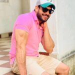 Bharath Instagram – Always look on the pink side of life.💓 #summeroutfit #stayingcasual #shoot #keepingitsimple #pink #beige #sunset