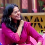 Bindu Madhavi Instagram - Happy Weekend 🥳💗💗 How many are you waiting for Today's Evening Episode??? #BinduMadhavi #BiggBossNonStop #Bbultimate #biggbossnonstoptelugu #biggbosstelugu