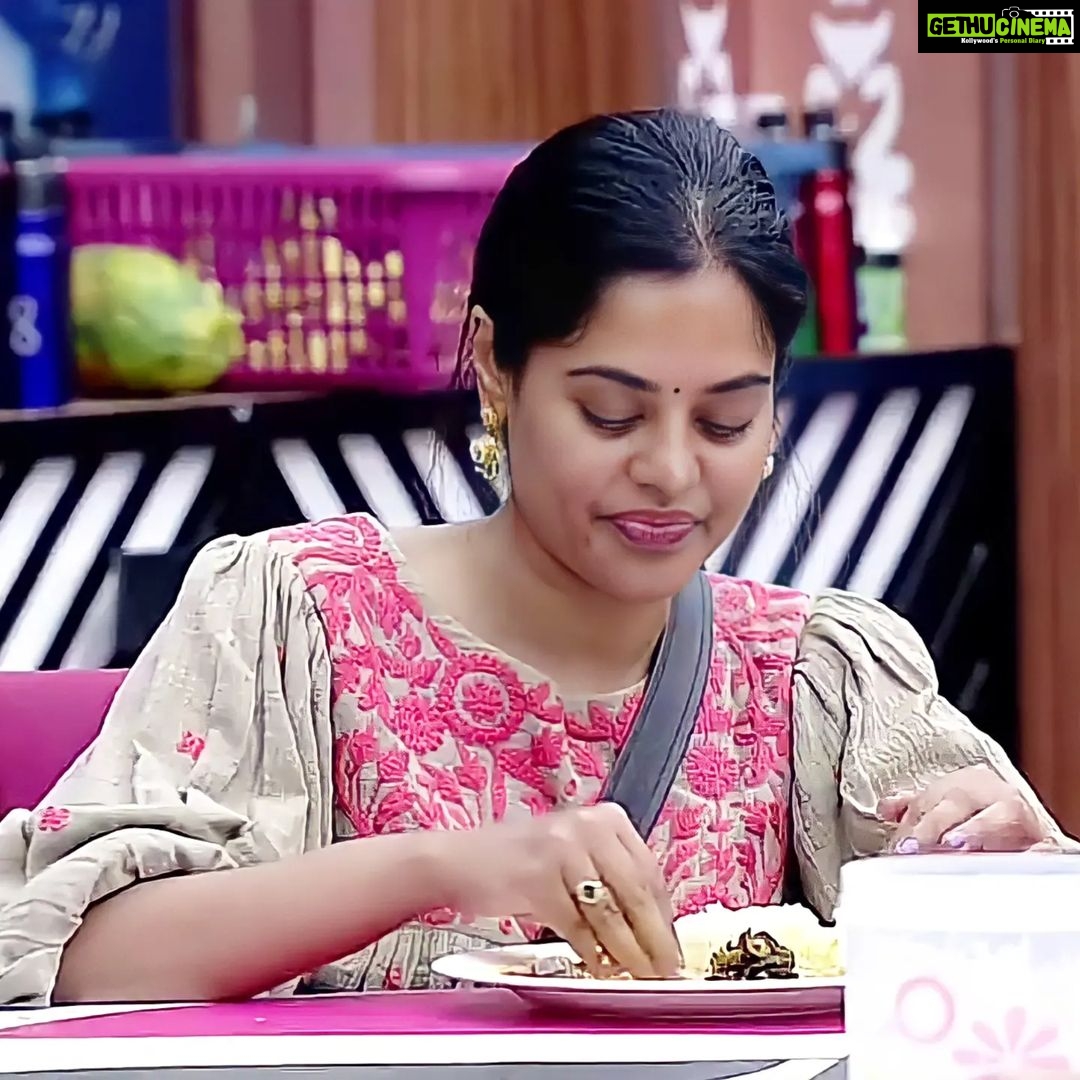 Bindu Madhavi Instagram - ☺️☺️☺️☺️ Support Bindu Madhavi ❤️ Login to Disney + Hotstar APP Search for BIGG BOSS NONSTOP CAST YOUR VOTE FOR Bindu Madhavi (10 Votes) #bindumadhavi #bbteluguott #biggboss5 #BiggBossNonStop #biggbossnonstoptelugu