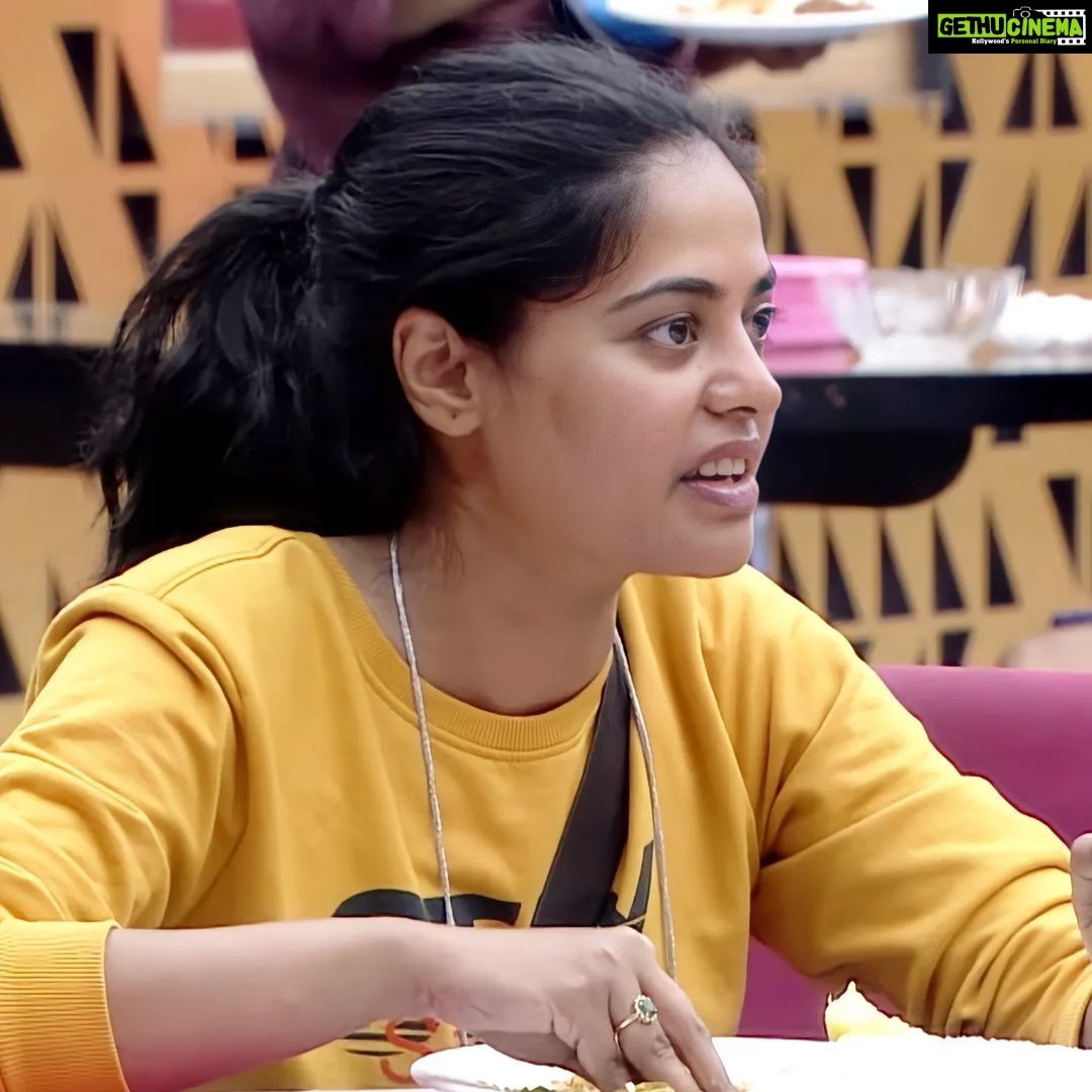 Bindu Madhavi Instagram - Support Bindu Madhavi ❤️ Login to Disney + Hotstar APP Search for BIGG BOSS NONSTOP CAST YOUR VOTE FOR Bindu Madhavi (10 Votes) #bindumadhavi #bbteluguott #biggboss5 #BiggBossNonStop #biggbossnonstoptelugu