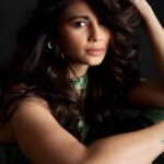 Daisy Shah Instagram - Green not mean. 💚 . . . . . Stylist: @krishi1606 📸 : @kevin.nunes.photography @rohitdey793 MUA: @surbhisarvesh Hair: @leenaofficials Outfit: @pariscreation7 💎: @putstyle07 📍: @studio211mumbai Team: @greenlight__media . . . #livelovelaugh #daisyshah