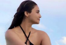 Daisy Shah Instagram - Smile, swim, sunset 😍 #amtopm . . . @travelwithjourneylabel @fushifaru . . . #fushifarumaldives #fushifaru #travelwithjourneylabel #journeylabel #thinkholidaythinkjourneylabel #youarespecial #feelingfantastic #vacay #daisyshah Fushifaru Maldives