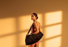 Deepika Padukone Instagram - Some Yoga Flex…😎 #yogawithadidas #createdwithadidas @adidas @adidaswomen @adidasindia #collaboration