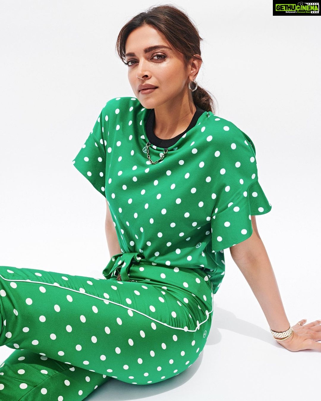 Deepika Padukone Instagram - @louisvuitton @nicolasghesquiere @festivaldecannes #cannes2022