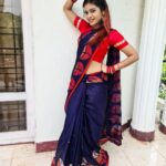 Dharsha Gupta Instagram – ❤💙Be uniquely you. Stand out. Shine. Be colorful. The world needs our own reflection💙❤ 
Saree- @unique_collections_uc 
Blouse- @feathersurabi.ds