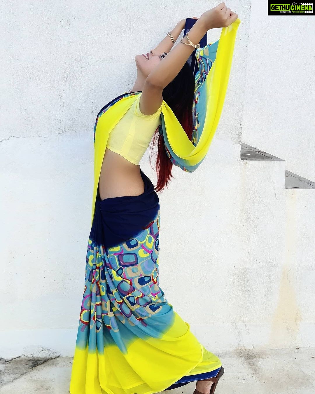 Dharsha Gupta Instagram - πππColor is a power which directly influences the soulπππ Saree- @happy._.sh0pping