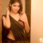 Dharsha Gupta Instagram – 🖤Your passion is waiting for your courage to catch up🖤
🖤Happy Sunday🖤
Pic- @camerasenthil