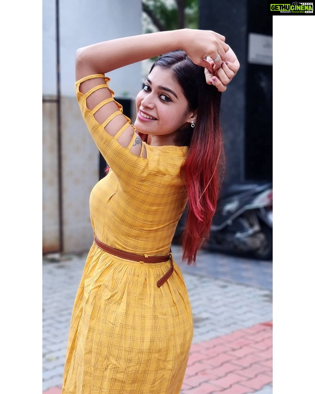 Dharsha Gupta Instagram - đź’›Always in need of peaceđź’› Dress- @salwar_fabrics