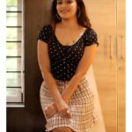 Dharsha Gupta Instagram - 🖤🤍Never let your soul get affected by the negativity of this world🤍🖤 Pic- @manoj__arulmozhi___varman