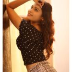 Dharsha Gupta Instagram – 🖤🤍Just like my eyeliner, I always wing it🤍🖤
Pic – @manoj__arulmozhi___varman