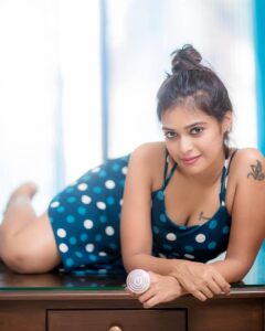 Dharsha Gupta Instagram - 💙🤍Say yes, take risks, and live life on your own terms🤍💙 Pic- @camerasenthil