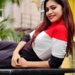 Dharsha Gupta Instagram – ❤🖤🤍Stop doubting yourself. Work hard and make it happen❤🖤🤍
Dress- @victorious_women_clothingstore
