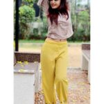 Dharsha Gupta Instagram – 💛🤍You can’t win if you’re losing in your mind. Change your thoughts and it will change your life🤍💛
Dress- @naasfashionwear