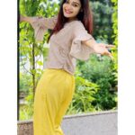 Dharsha Gupta Instagram – 💛🤍You can’t win if you’re losing in your mind. Change your thoughts and it will change your life🤍💛
Dress- @naasfashionwear