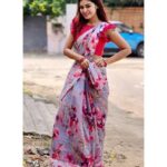 Dharsha Gupta Instagram - 💗Do what you like, like what you do💗 Saree- @meeza_collection Blouse- @be_fabulla_