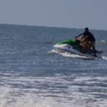 Dharsha Gupta Instagram - 🌊Konjam bayama irunthalum, Sema funuu tha pa🌊 #jetski #ride Baga Beach Goa