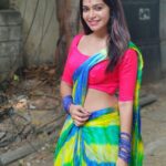 Dharsha Gupta Instagram – 💙💚💗If everyone would look for that uniqueness then we would have a very colorful world💗💚💙
Saree- @trendzzetter_princess