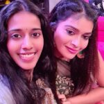 Dharsha Gupta Instagram – 💕Waiting to catch u all with a special dance  performance @mrmrschinnathiraivijaytv @2.30pm this sunday @vijaytelevision