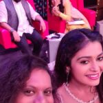 Dharsha Gupta Instagram – 💕Waiting to catch u all with a special dance  performance @mrmrschinnathiraivijaytv @2.30pm this sunday @vijaytelevision