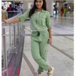 Dharsha Gupta Instagram – 💚The best way to take revenge against those who insult you is to be more successful than them💚
Costume- @classymissyyy 
Coolers- @brandstore_tvl 
Handbag- @trend.__.store