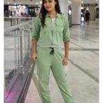 Dharsha Gupta Instagram – 💚The best way to take revenge against those who insult you is to be more successful than them💚
Costume- @classymissyyy 
Coolers- @brandstore_tvl 
Handbag- @trend.__.store