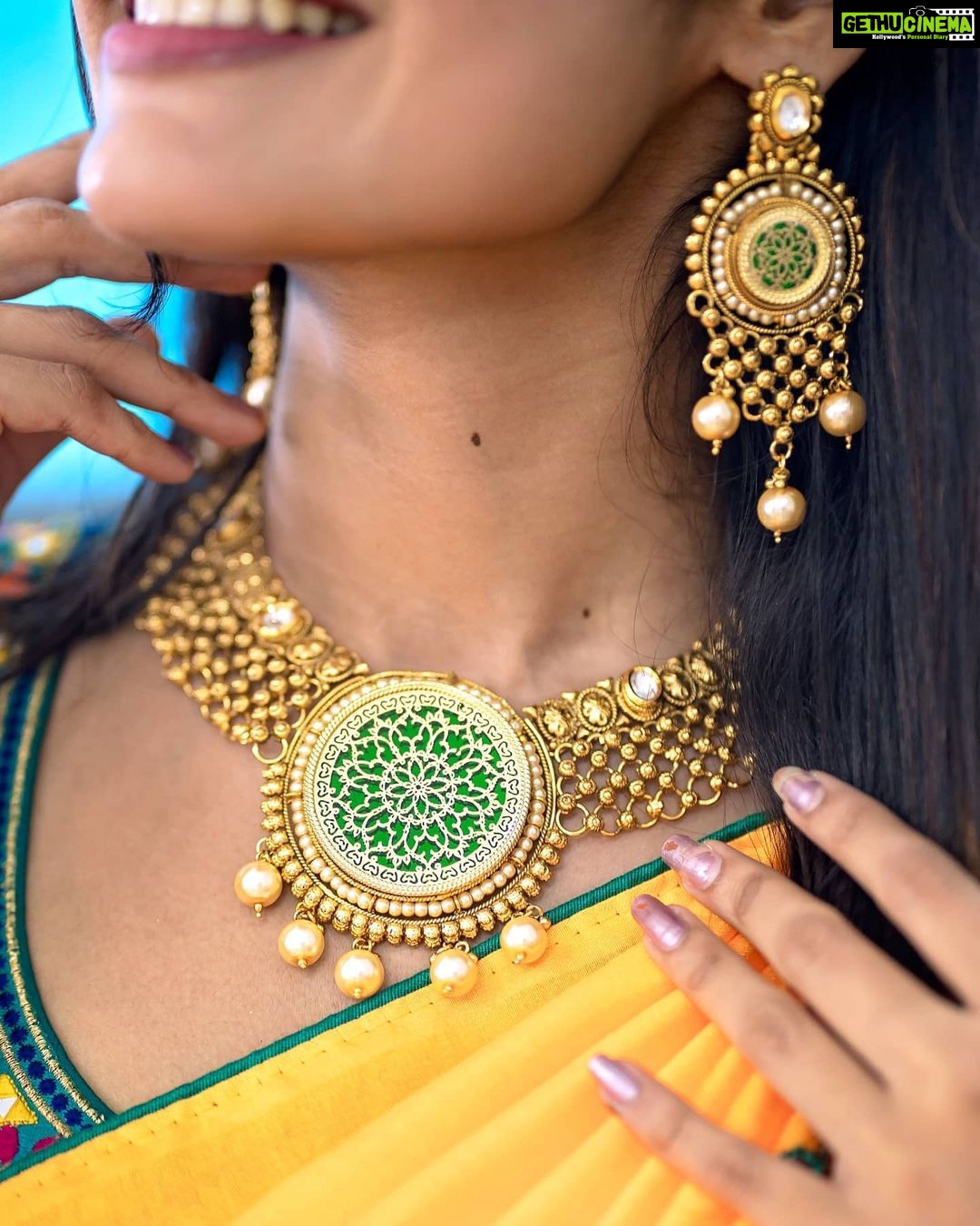 Dharsha Gupta Instagram - ๐๐We are, what we believe we are๐๐ ๐๐Contact my sweet & friendly buddy @raj_isaac_photography 7010714683, for ur amazing wedding & other events. Make ur occasion a wonderful memories๐๐ Pic - @raj_isaac_photography Saree- @gritty_haute_couture Jewelry- @chennaifashionunstoppable