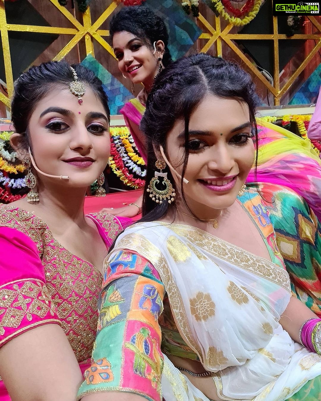 Dharsha Gupta Instagram - Don't miss our Amman spl show on Sunday @2.30pm @vijaytelevision @alya_manasa @gabriellacharlton_