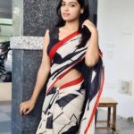 Dharsha Gupta Instagram – 🖤❤Liv ur own style of life❤🖤
🥰Gudnyt🥰
Saree- @theeasywayshopping