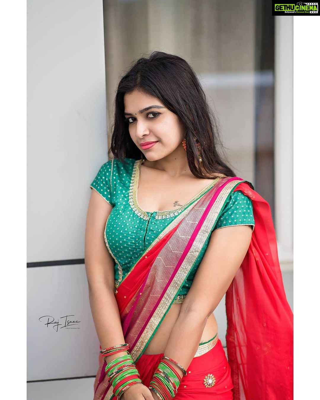 Dharsha Gupta Instagram - ❤💚Always look at the bright side of the life💚❤ ❤💚Gudmrng❤💚 Pc - @raj_isaac_photography