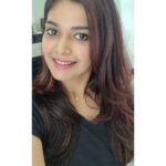 Dharsha Gupta Instagram – 🥰How is my new hair color????🥰