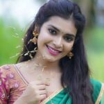 Dharsha Gupta Instagram – Running behind peacock to catch it💚💗 But odiruchu🙄🙄
Pc – @raj_isaac_photography 
Costume- @kovai.trendz