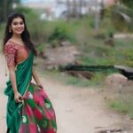 Dharsha Gupta Instagram - Running behind peacock to catch it💚💗 But odiruchu🙄🙄 Pc - @raj_isaac_photography Costume- @kovai.trendz